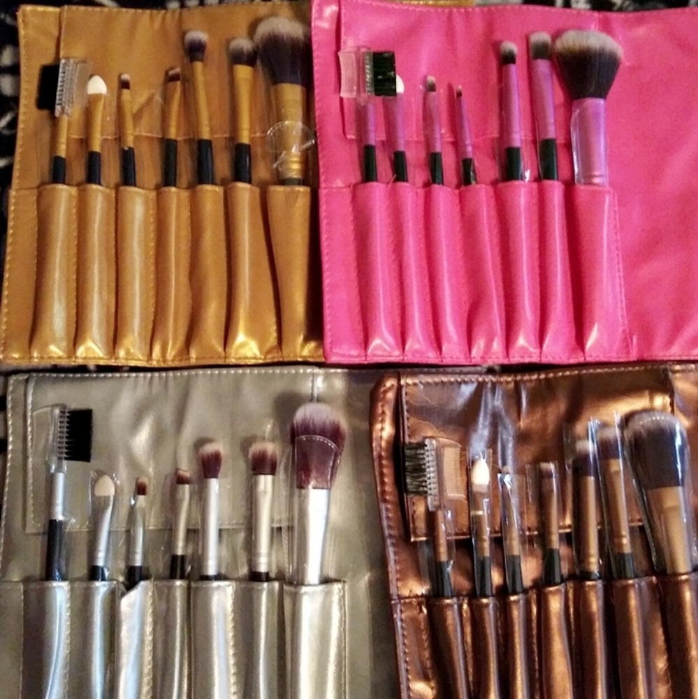 MAKEUP